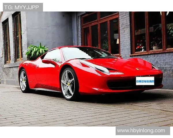 足球明星街头豪车风采大赏尽显奢华与魅力的完美结合