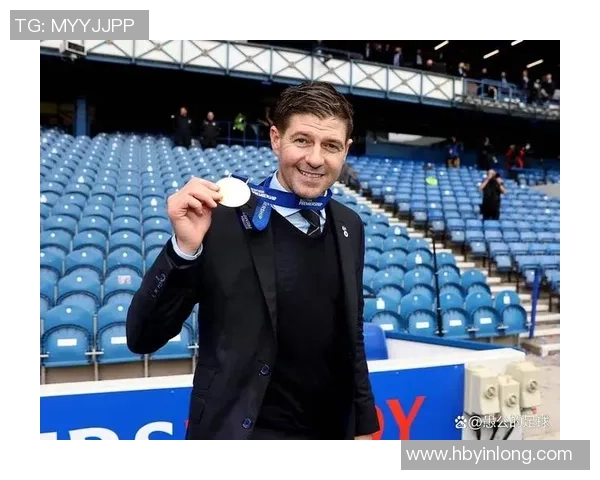 足球明星中哪些人以良好的口碑和职业精神赢得了球迷的喜爱和尊重